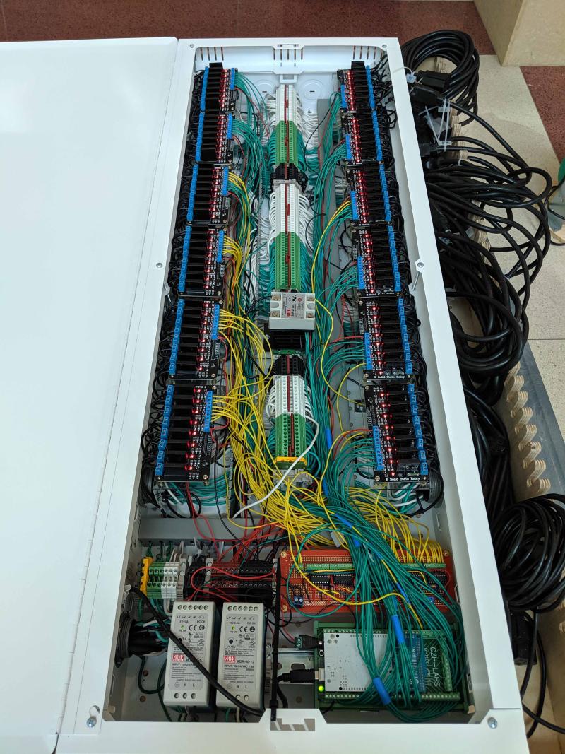 99 Solid State Relays Hooked Up